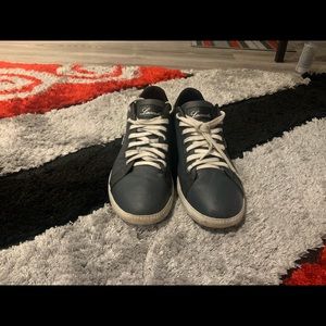 Lacoste Shoes Size 9.5